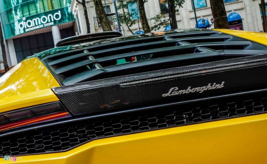 Sieu xe Lamborghini Huracan cua Cuong Do La do gam thap hinh anh 5