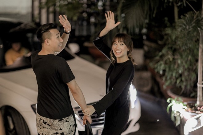Tran Thanh dat rieng hai mau vay cuoi cau ky cho Hari Won hinh anh 7