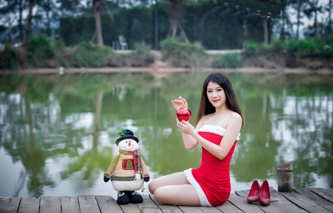 gai xinh quan ruy bang hoa than 