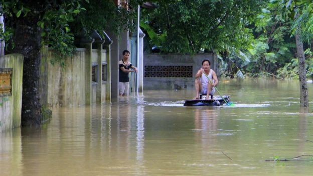 mien trung sap mua to do khong khi lanh tang cuong hinh anh 1