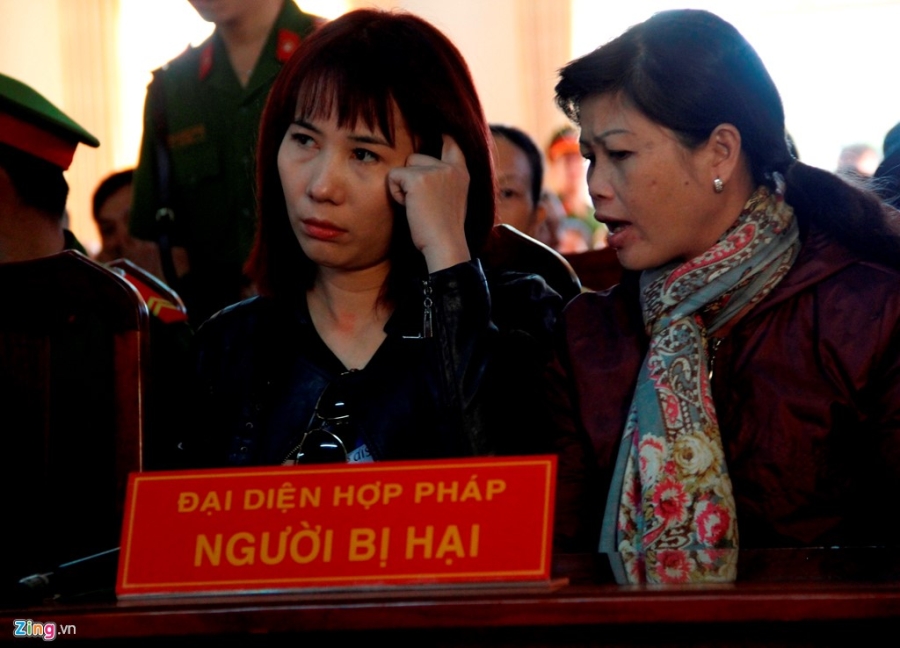 Nuoc mat, nu cuoi tai phien xet xu vu tham sat o Lam Dong hinh anh 2