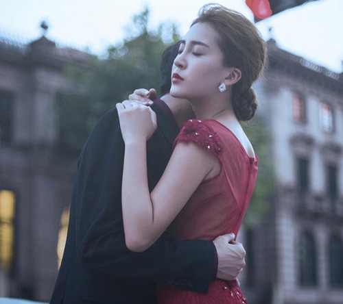 chi oi, em khong phai la ‘do dan ba lang loan’… - 1
