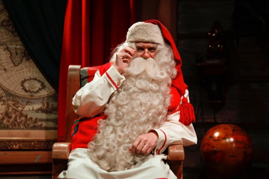 Xu so ong gia Noel tat bat nhan thu truoc Giang sinh hinh anh 6