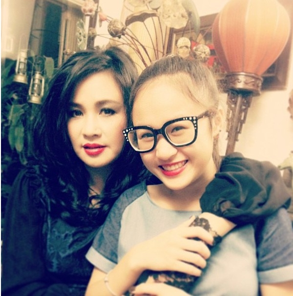 nhung cap me dep con xinh hon ca hoa hau cua showbiz viet hinh anh 9