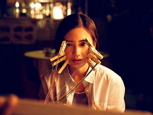 Bom tan cua Angelababy, Luong Trieu Vy: Tham hoa moi hinh anh 3