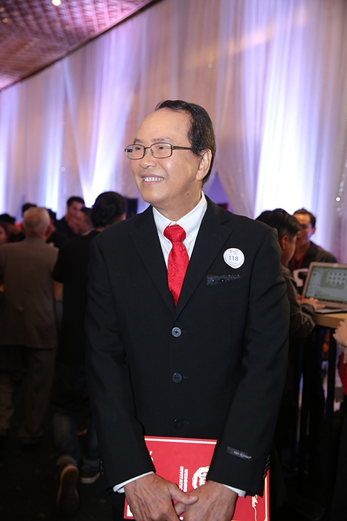 cac-nghe-si-di-dam-cuoi-hari-tran-thanh-tiep-9