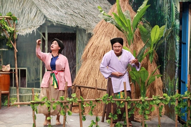 Hoai Linh treu Hoa Minzy 'me trai banh' o On gioi hinh anh 13