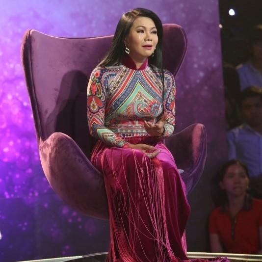 Ngoc Huyen bat khoc nuc no tren ghe nong vi thuong thi sinh hinh anh 2