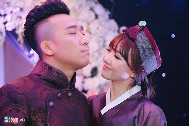 Tran Thanh, Hari nhay sung cung Hoai Linh va dan sao Viet hinh anh 2