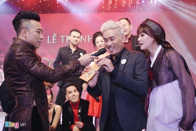 Tran Thanh, Hari nhay sung cung Hoai Linh va dan sao Viet hinh anh 14