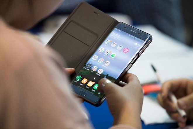 Samsung truoc nguy co khai tu dong Note hinh anh 1