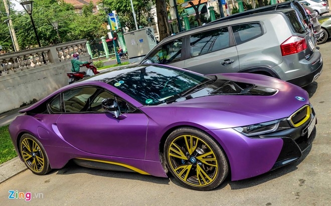 BMW i8 do mau tim tai Sai Gon hinh anh 4