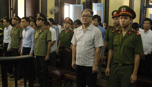 dai an 9.000 ty dong: pham cong danh cung dong pham tiep tuc hau toa hinh anh 1