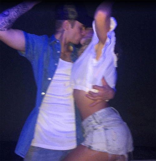mot-nam-be-boi-yeu-duong-u-da-va-cai-lon-cua-justin-bieber-1