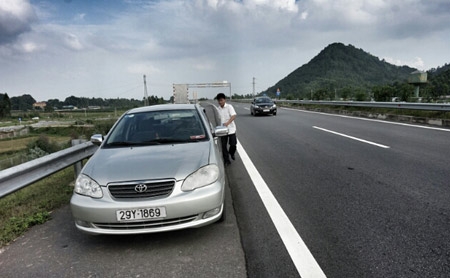 nhung-quy-tac-song-con-khi-dung-xe-tren-cao-toc-o-viet-nam-2