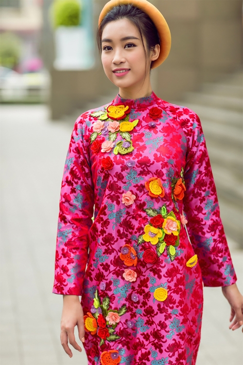 do-my-linh-thanh-tu-dien-ao-dai-sac-mau-xuong-pho-8