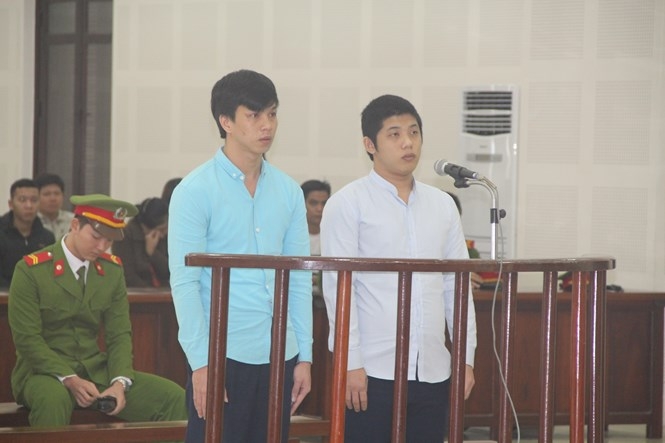 Các bị cáo trước tòa  /// Ảnh: N.T
