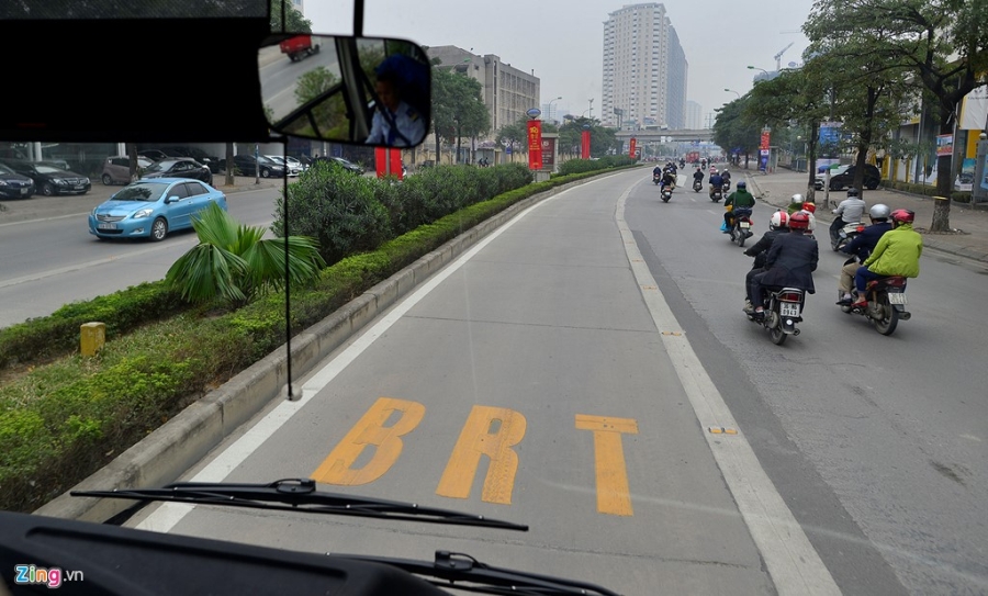Buyt nhanh chay thong tha, buyt thuong phong toc do hinh anh 6