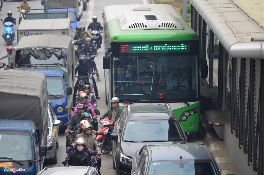Buyt nhanh chay thong tha, buyt thuong phong toc do hinh anh 11