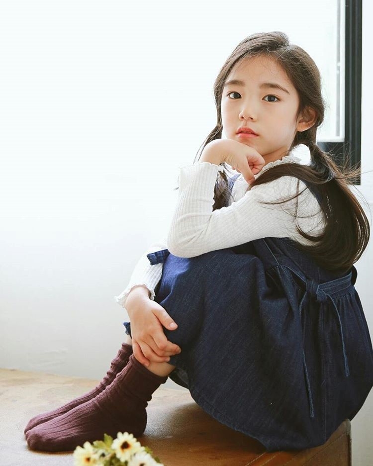 Co be 6 tuoi duoc khen xinh dep nhat the gioi hinh anh 3