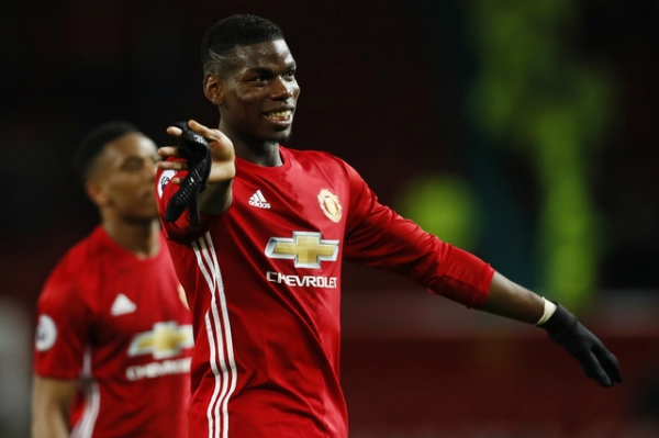 man-utd-nguoc-dong-than-toc-pogba-tang-qua-cho-ferguson-page-2