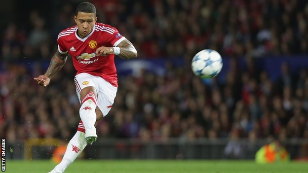 Depay không thể hiện được mình ở MU