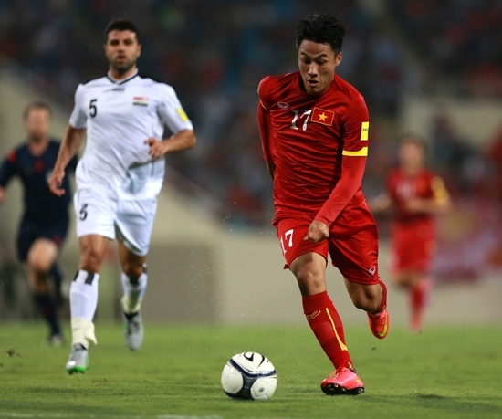 Bỏ Kỳ Hân cô đơn, Mạc Hồng Quân sang K-League chơi bóng?