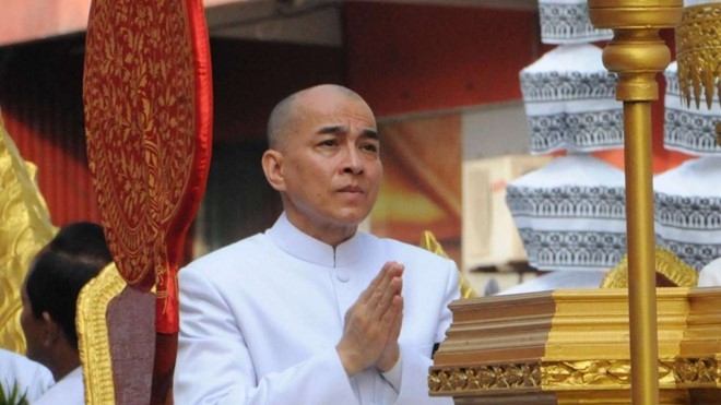 Campuchia truy bat 3 nguoi xuc pham quoc vuong hinh anh 1