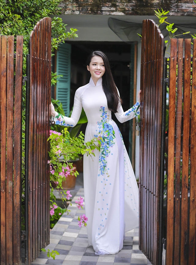 Người đẹp miền Tây trong nước mang vẻ đẹp tinh khôi, thuần khiết.