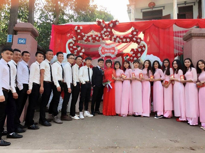 Bức ảnh chụp năm 2008 và cái kết bất ngờ của 2 nhân vật chính sau 9 năm - Ảnh 4.