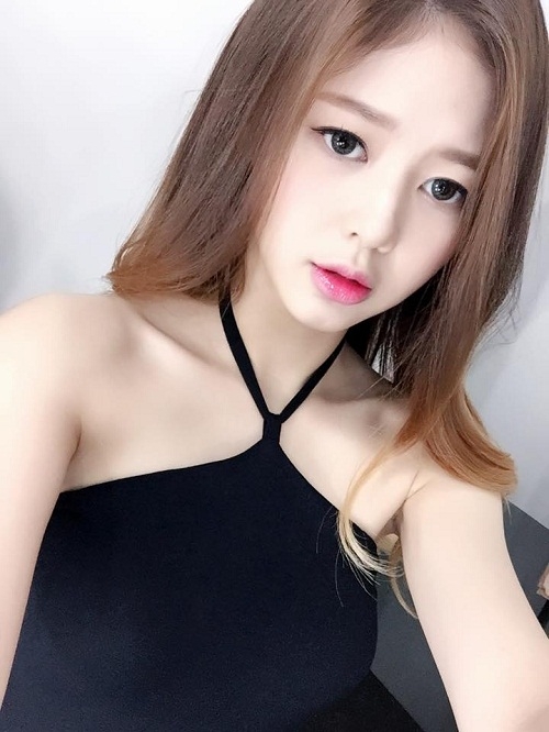 nhan sac don tim cua co gai cover ban “lac troi” dang hot tren mang hinh anh 5