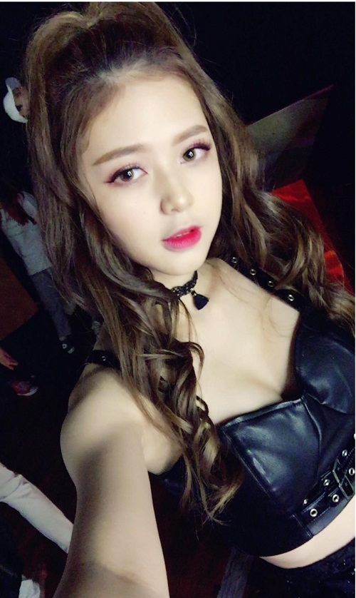 nhan sac don tim cua co gai cover ban “lac troi” dang hot tren mang hinh anh 15