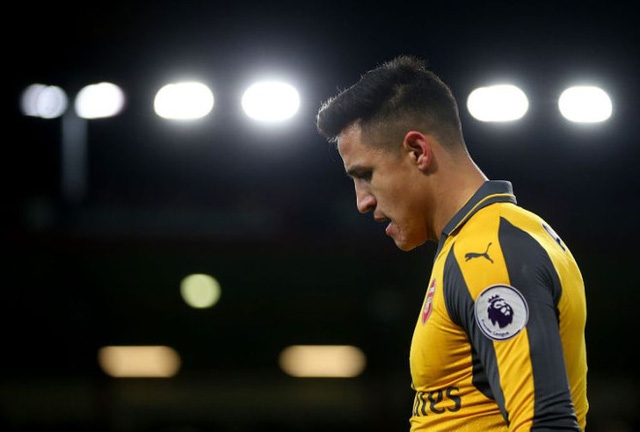 Alexis Sanchez vô cùng thất vọng sau trận hòa trước Bournemouth