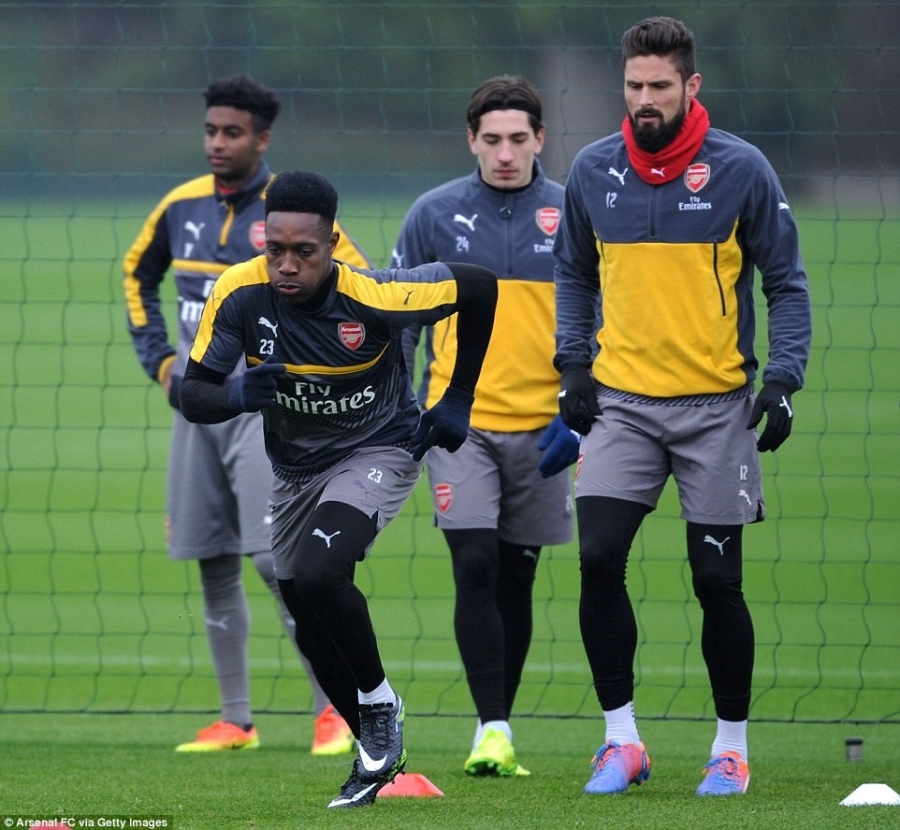 Khong mua cau thu, Arsenal danh tien tau may bay moi hinh anh 8