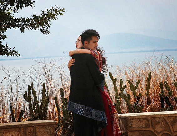 ngay cuoi can ke, toi van phai dua tinh cu cua anh di de - 2