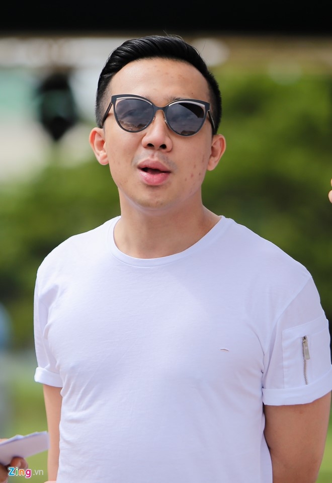 Tran Thanh ngoi xe hop tien ty den Zing Music Space hinh anh 4