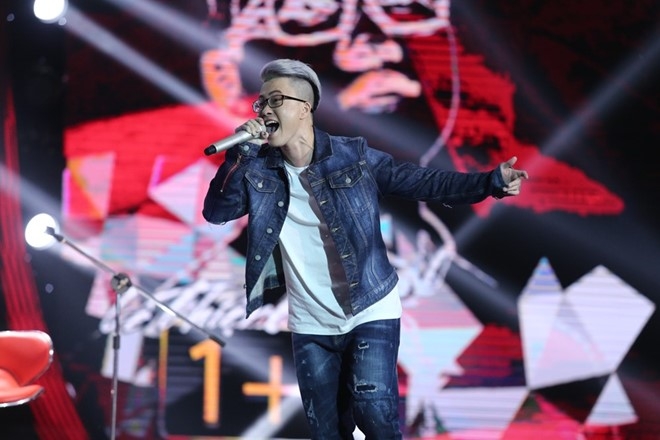 Chang trai chuyen gioi tiep tuc toa sang o Sing My Song hinh anh 2