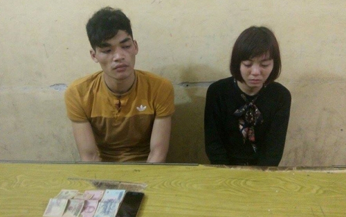 300-nguoi-vay-bat-doi-nam-nu-giat-tui-xach