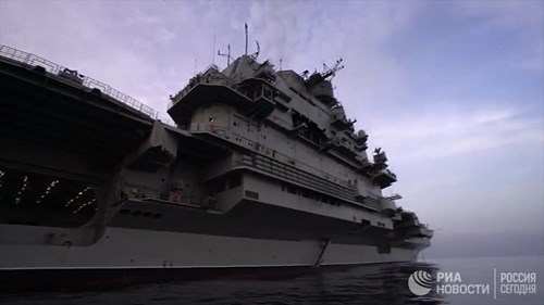 [ẢNH] Khoảnh khắc đẹp của tàu sân bay Nga tham chiến ở Syria  ảnh 8