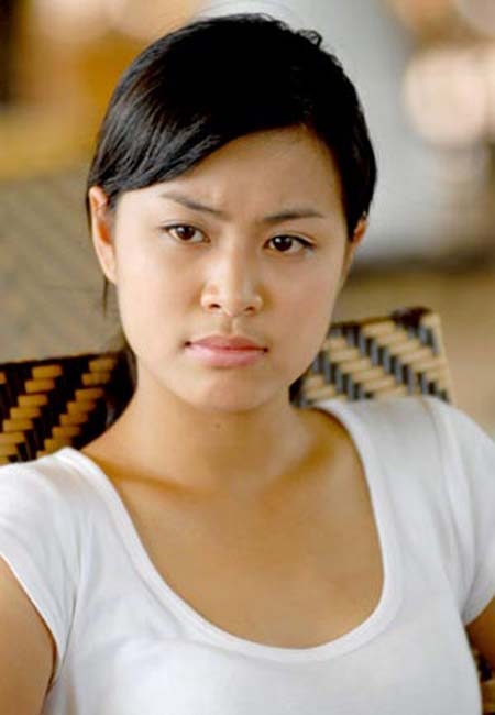 Nhan sắc biến đổi của Hoàng Thùy Linh sau 10 năm bước vào showbiz hình ảnh 2 nhan sac bien doi cua hoang thuy linh sau 10 nam buoc vao showbiz hinh anh 2