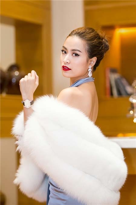 Nhan sắc biến đổi của Hoàng Thùy Linh sau 10 năm bước vào showbiz hình ảnh 8 nhan sac bien doi cua hoang thuy linh sau 10 nam buoc vao showbiz hinh anh 8