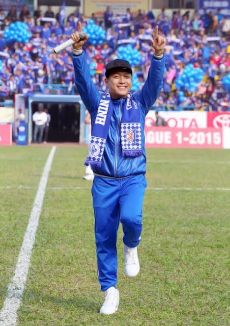 Ăn ở hạng sang, đội bóng Công Vinh bị Tuấn Hưng trù ẻo Ăn ở hạng sang, đội bóng Công Vinh bị Tuấn Hưng trù ẻo