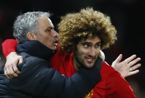 man-utd-gia-han-hop-dong-voi-fellaini-toi-thang-6-2018