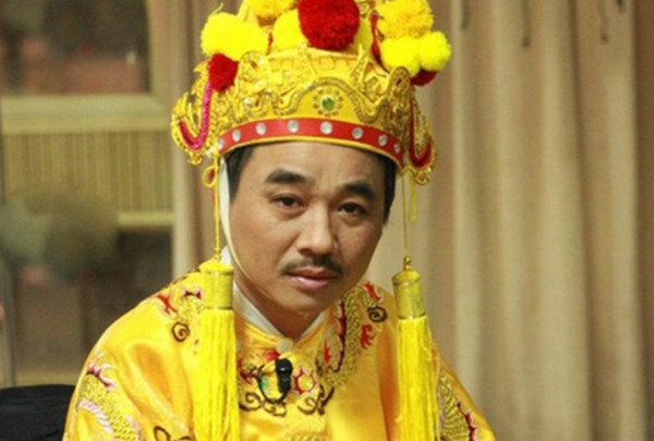  Diễn viên Quốc Khánh - Người nổi tiếng với vai diễn Ngọc Hoàng trong Táo quân. Ảnh: VFC. 
