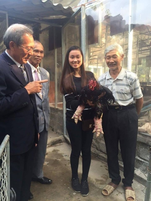 Mục sở thị dàn gà Đông Tảo chân khủng của ‘chúa’ gà xứ Nhãn - 5