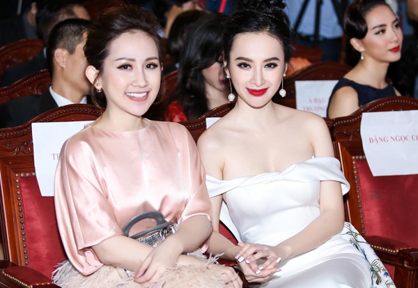 angela-phuong-trinh-phoi-tron-lung-tran-tren-tham-do-3