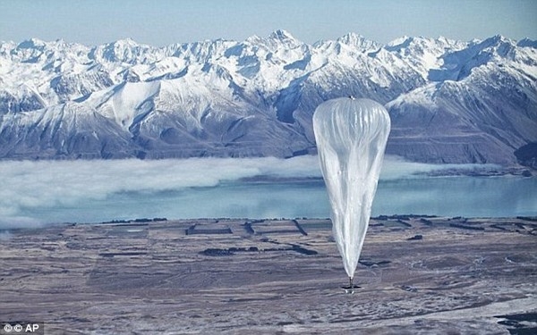 Những chiếc khí cầu thuộc dự án Project Loon tiếp tục thực hiện tham vọng phủ sóng Internet toàn cầu của Google