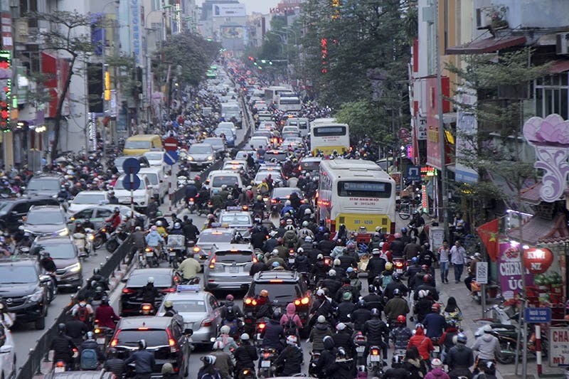 Hà Nội lại kẹt ứ mọi ngả chiều cuối tuần
