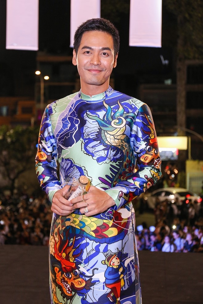 Ky Duyen kem tuoi tan tren tham do su kien hinh anh 20