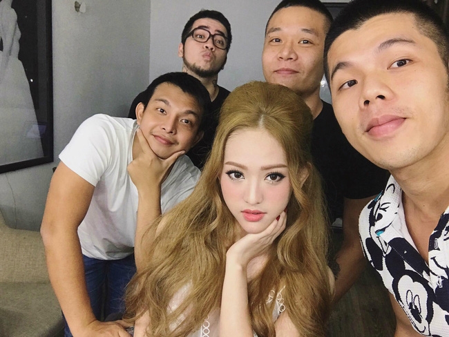 Thêm những hình ảnh gợi cảm xuất sắc của Thúy Vi sau thẩm mỹ - Ảnh 4.